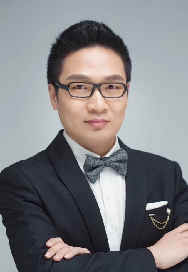 顾建新